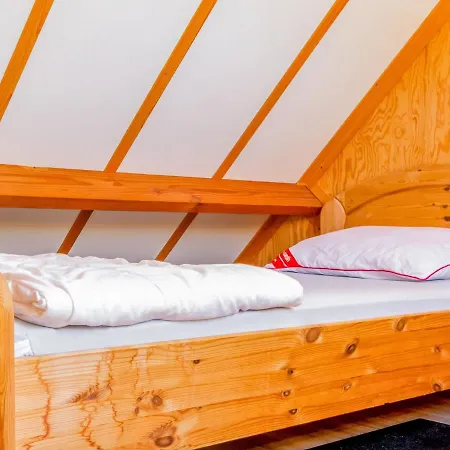 Сasa de vacaciones Enticing Holiday In De Haan With Garden